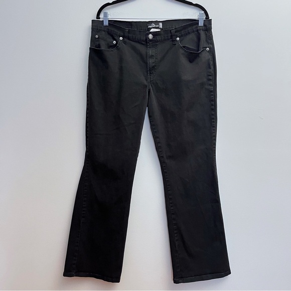 Jordache Women’s 17/18 Low Rise Stretch Black Denim High Rise Bootcut Jeans - Picture 1 of 8